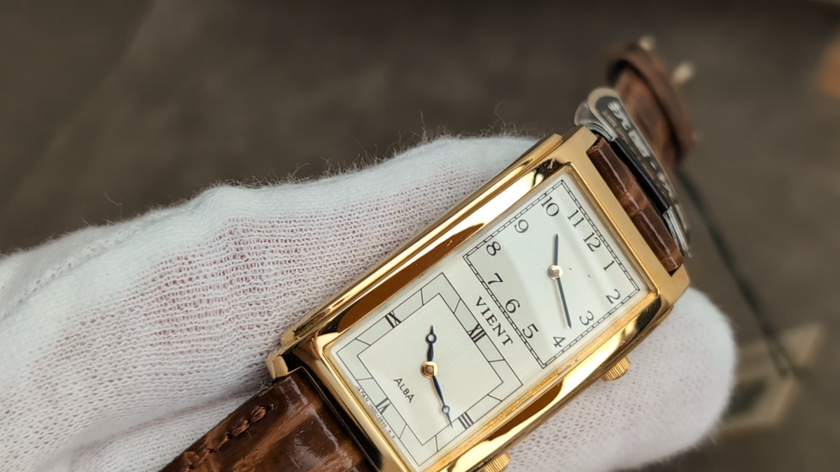 1995 Seiko Alba Vient V400-5960 Gold Quartz Men's Watch Vintage