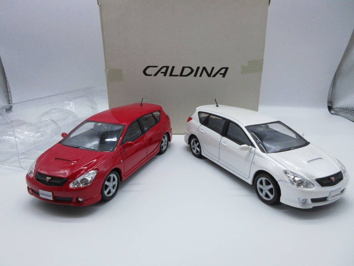 ミニカー CALDINA 1/24 1:24 Toyota CALDINA color sample minicar white pearl red set