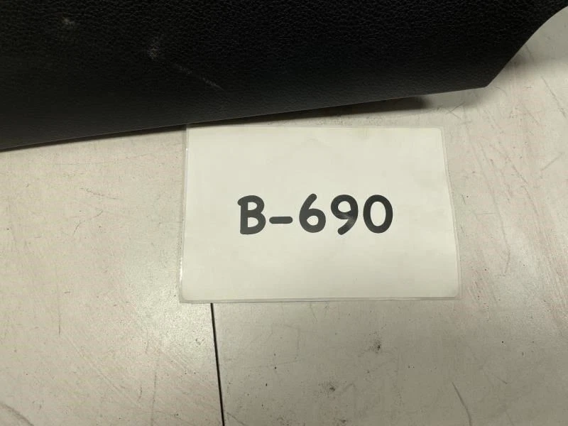 Guantera Hyundai Santa Fe 2013 tablero deportivo OEM+ Foto 3 de 4