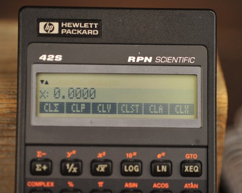 Hewlett Packard HP 42S RPN Scientific Calculator with Owner's Manual Box Extras - Picture 10 of 20