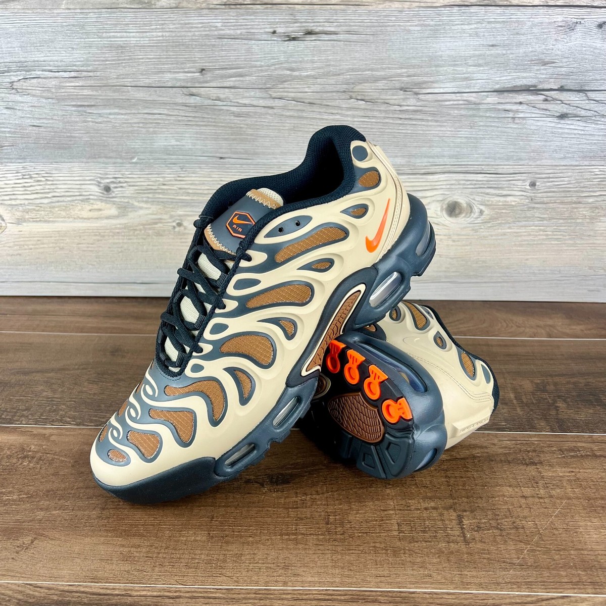 Nike Men's Air Max Plus Drift Mens Sz 10.5 Khaki Dark Smoke