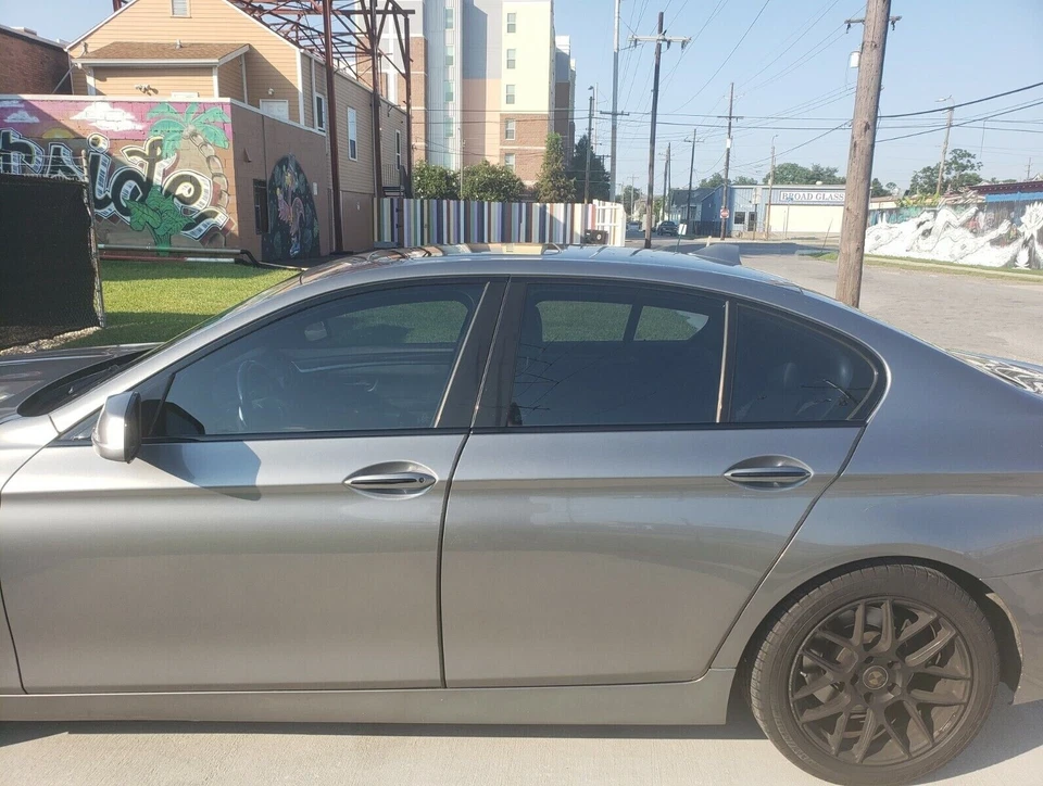 Superposición de apagón de eliminación de cromo para BMW Serie 5 F10 2011-16 moldura de ventana Foto 3 de 3