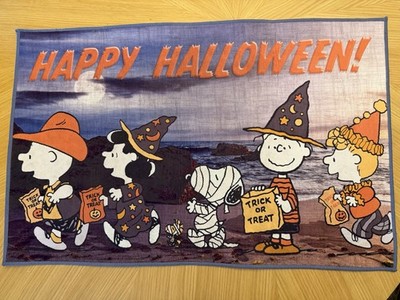 Vintage Peanuts Happy Halloween Door Mat Trick or Treat Cartoon Characters
