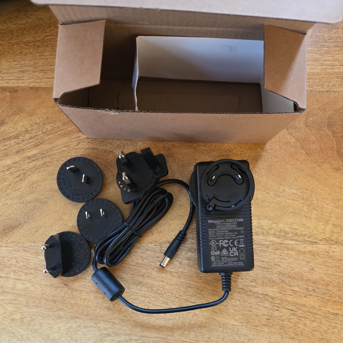Cargador de batería de iones de litio Megger MBC2100 para MFT-X1 (1013-451)