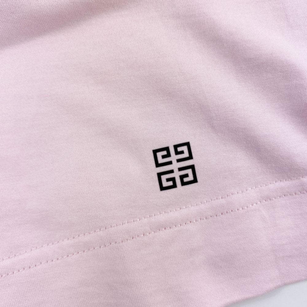 USED EXTREMELY RARE, MINT CONDITION GIVENCHY DISN… - image 7