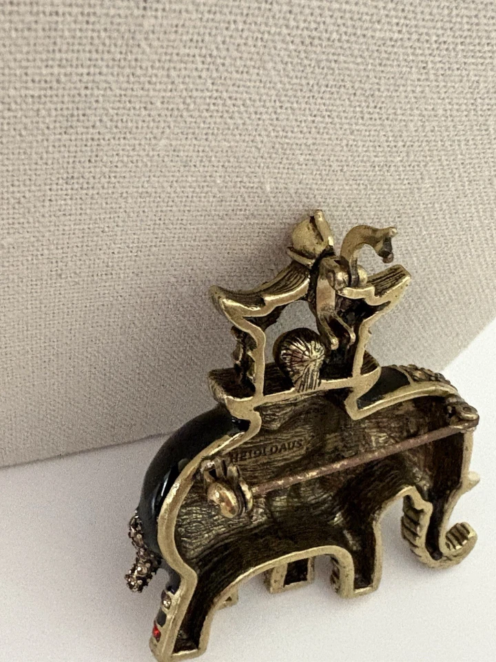 "Великолепная брошь и усилитель Махараджи HEIDI DAUS коллекционное издание слон" - Изображение 4 из 4