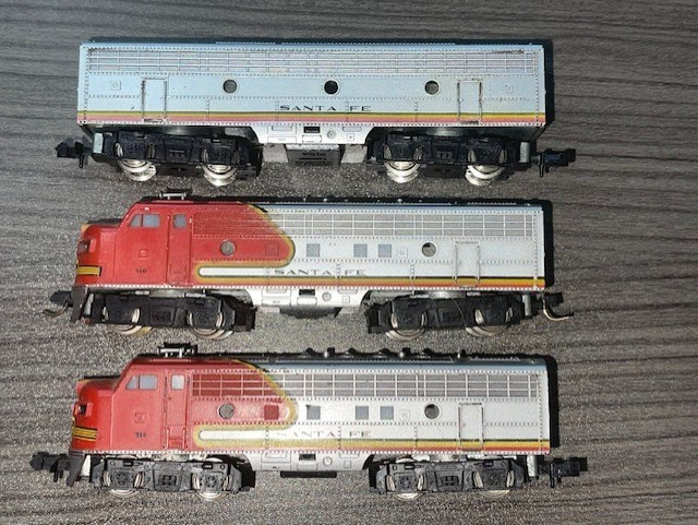 N Scale Diesel Locomotive Lot A-B-A  Parts or Repair