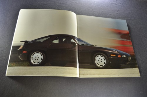 1989 Porsche 928 S4 Coupe Catalog Sales Brochure Excellent Original 89 - Picture 2 of 12