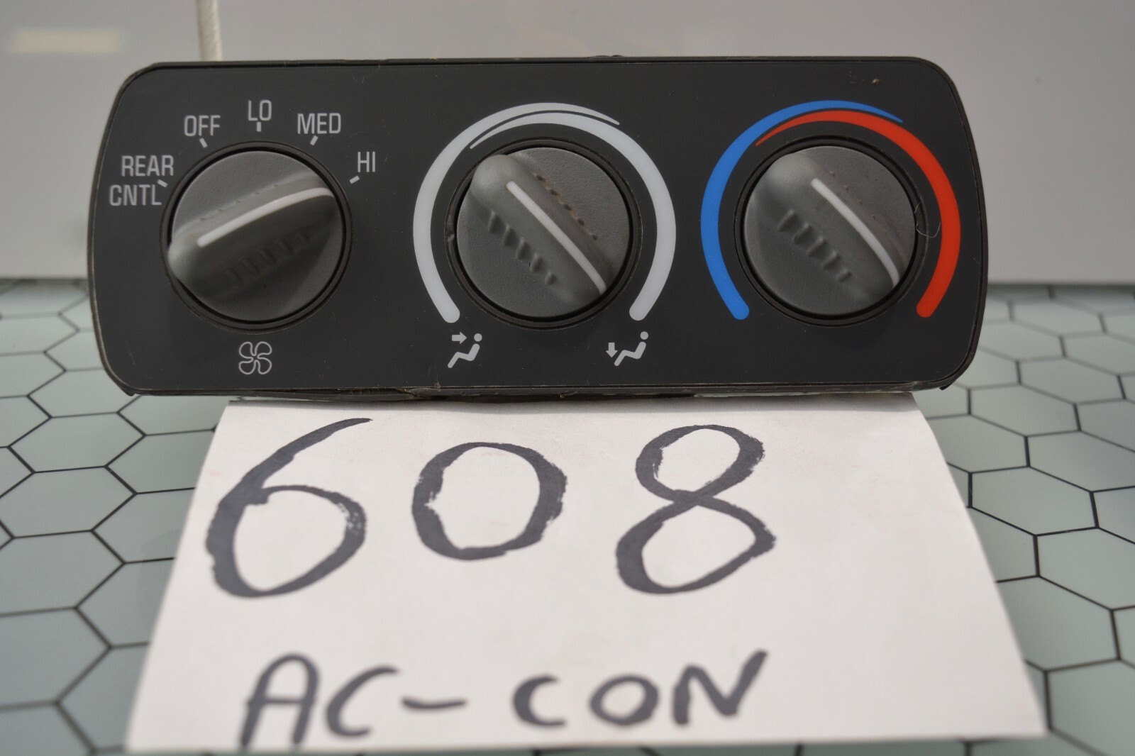 96 97 98 99 Chevrolet Tahoe Climate Control Used Stock #608-AC