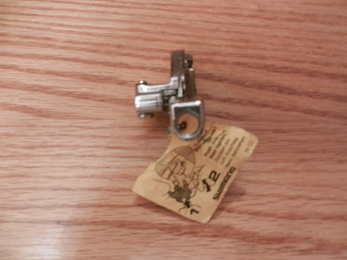Shimano Three Speed Non Threaded Bell Crank for solid shift wire BRAND NEW - Picture 2 of 4