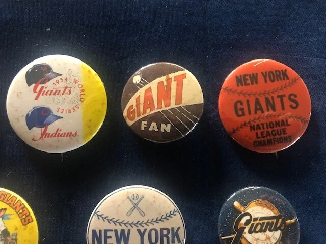 Lot - 1950's STYLE New York Baseball Giants PINs/BUTTONS (12) - MLB Repro's - Image 4 of 4