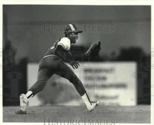 1983 Press Photo Baseball player Webster Garrison - nos12557