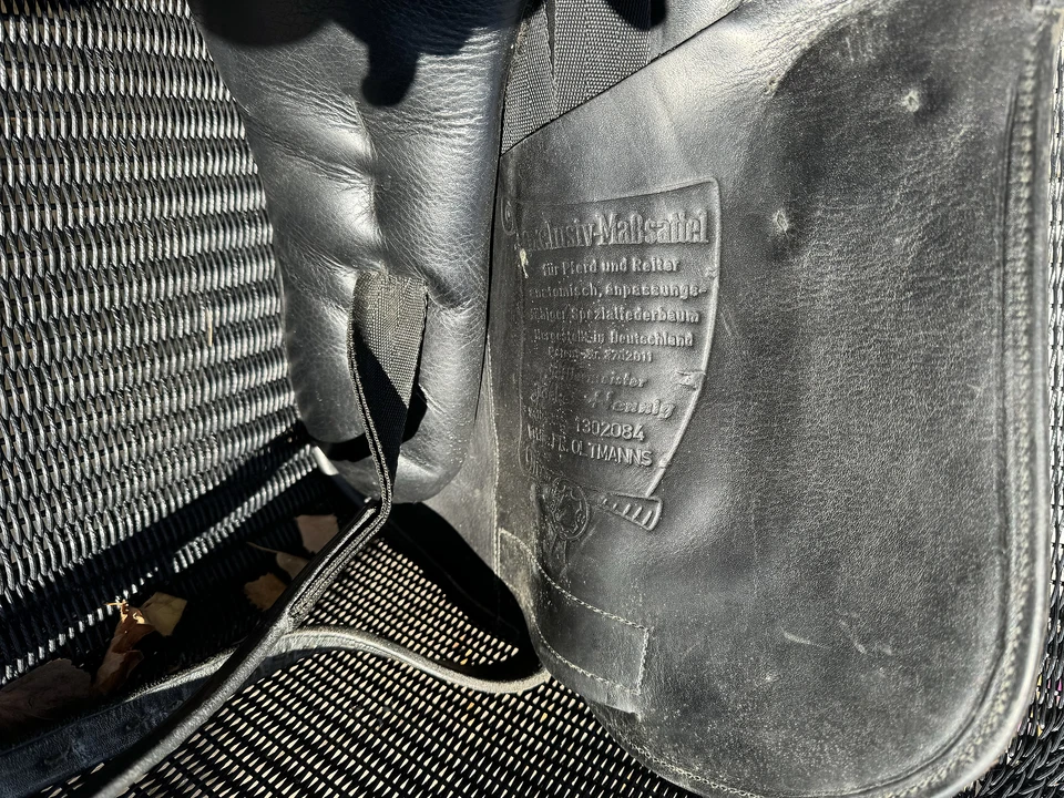 Sillín de Doma Hennig, 17" Monoflap y Árbol Ajustable Foto 2 de 2