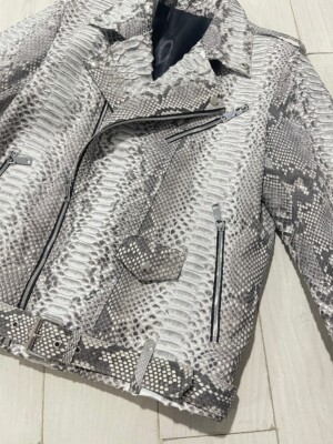ジャケット・アウター Roen spray coating snake skin jacket Roen spray coating snake skin jacket - メルカリ