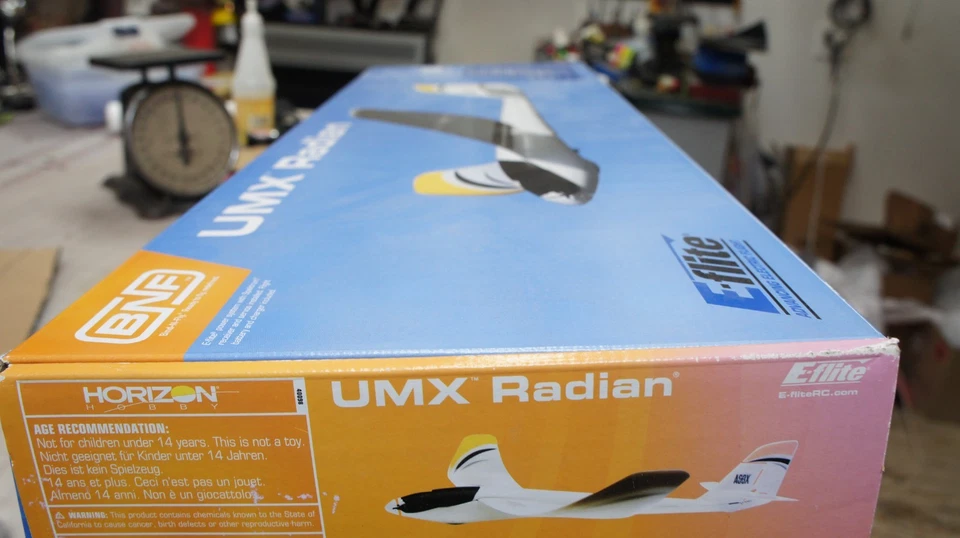 E-flite U2980 UMX Radian BNF Airplane Known as "the New UMX Radian" - Image 4 of 4