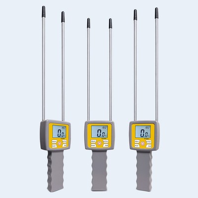 Efficient Humidity Detector for Grass with High Definition Data Display