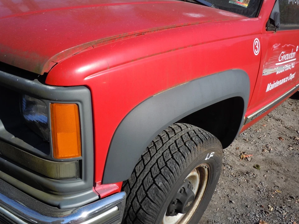 Chevrolet C3500 1988-2002 guardabarros conductor izquierdo LH U9260 Foto 2 de 2