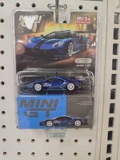 MINI GT 1:64 Ford GT MK II Ford Performance LHD Model Car #429