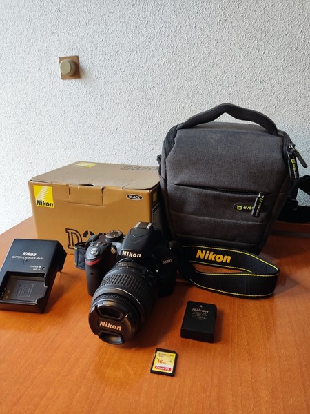 📸 Cámara Nikon D3200 Reflex como nueva HABLARME PARA MEJOR PRECIO