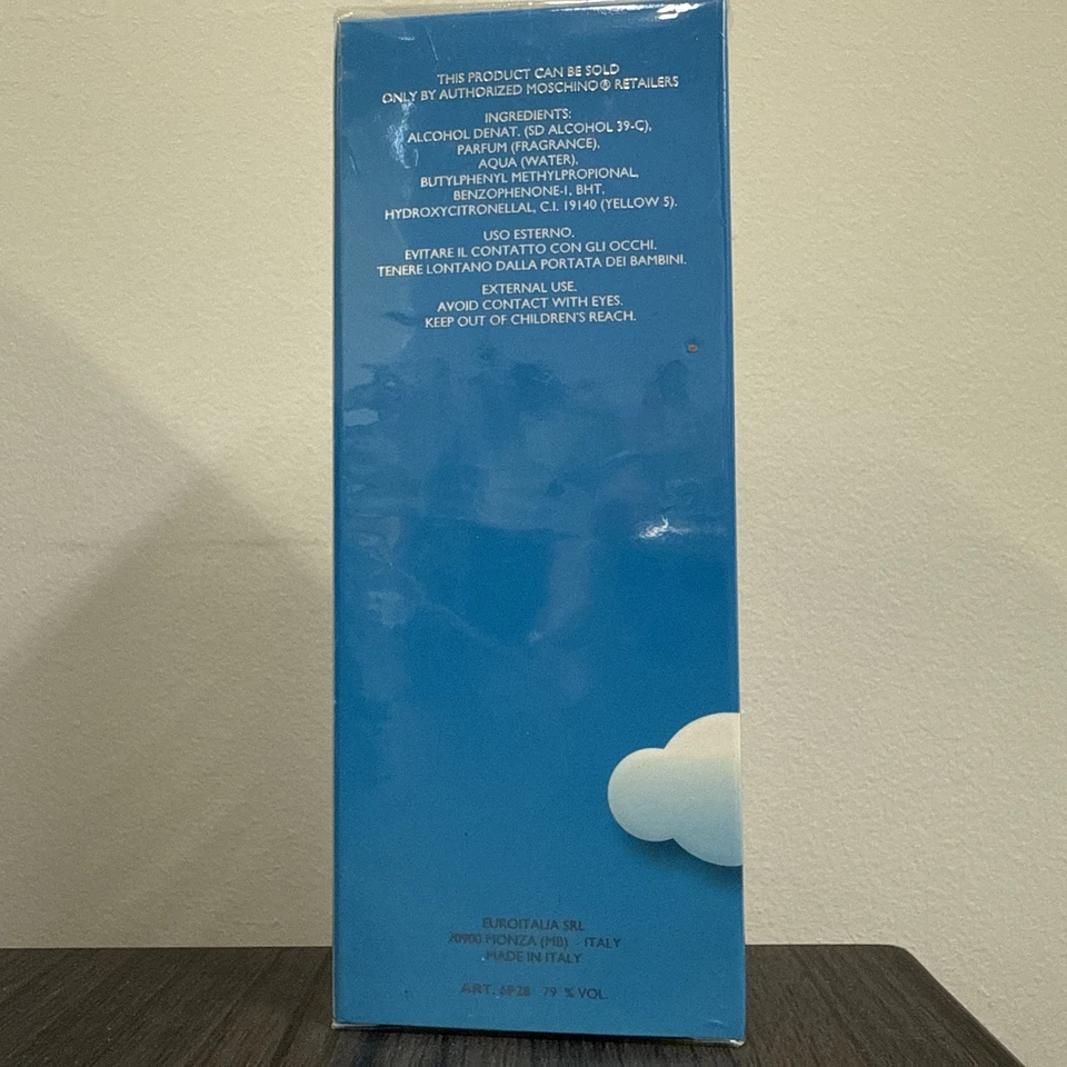 Moschino Cheap & Chic Light Clouds 1 OZ eau de toilette para mujer sellado Foto 2 de 3