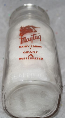 Glass MAYTAG DAIRY FARMS Grade A Pasteurized HALF PINT MILK BOTTLE Newton Iowa - Picture 6 of 6