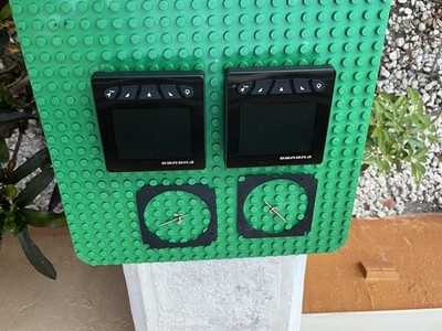 FURUNO FI-70 MULTI Instrument Display Unit Depth Speed Shown In Pictures