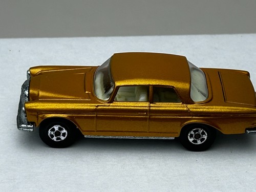 Matchbox Superfast No. 46 Mercedes 300 SE Coupe with Original Box, Nice - Picture 11 of 17