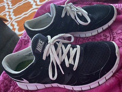 Size 9 - Nike Free RN Black - 831509-001