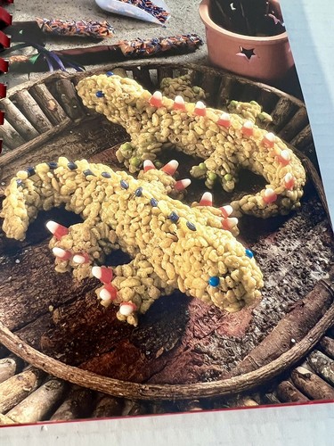 SILLY SNACKS Favorite Brand Name Cookbook ©️2004 Publications International Ltd - Picture 5 of 17