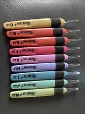 Bundle USED Crochet Lite Light Up Hooks Need New Batteries, 9 Sizes, 2 Of Same