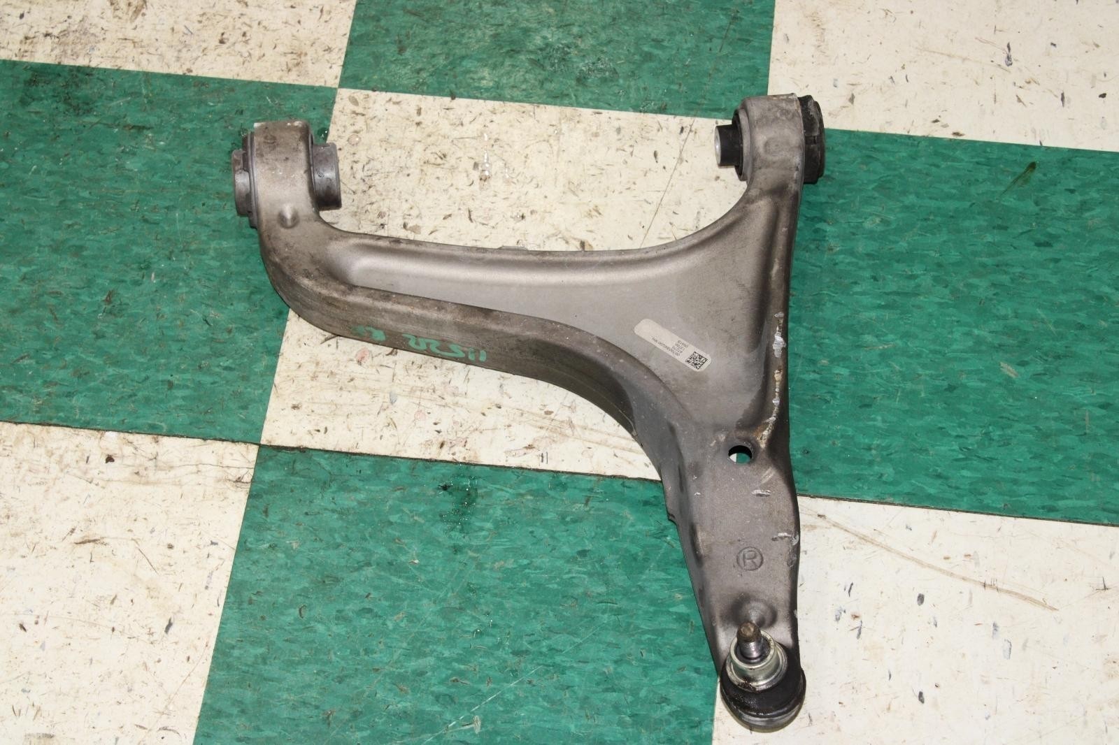 Maserati Ghibli 2014-2021 Front Right Lower Control arm