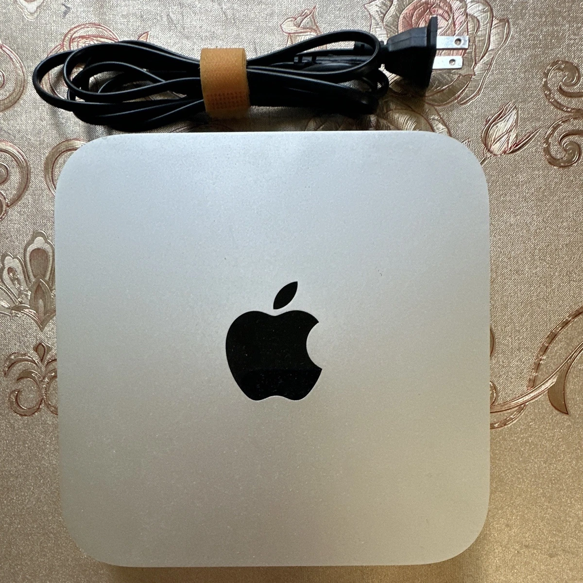 Apple Mac mini 1 TB 8 GB RAM Apple Desktops & All-In-One Computers