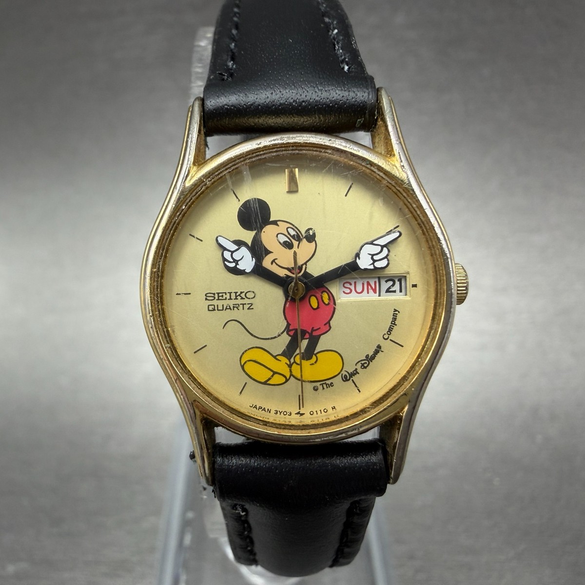 Seiko Mickey Watch Women 22mm Champagne Dial Gold Tone  display picture 1