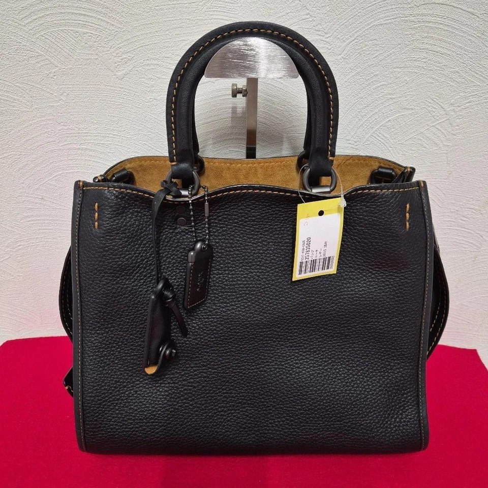 Entrenador casi nuevo Rogue edición limitada con Felix el gato conduciendo NEGRO Foto 3 de 4