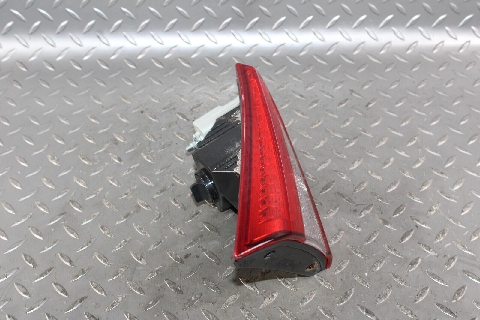 Maserati Ghibli 2014-2019 Left Tail light