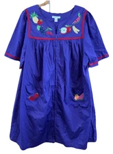 Go Softly Patio Dress Purple Embroidered Pockets 1X Fruit Muumuu Full Zip