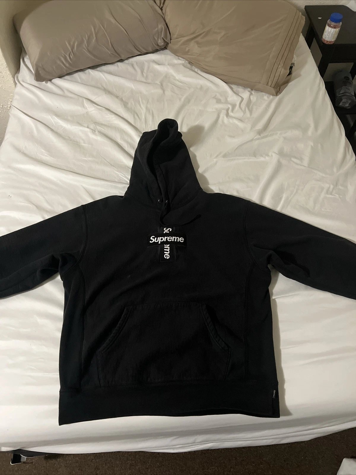 Boîte croix suprême bogo sweat à capuche noir taille grande boîte logo