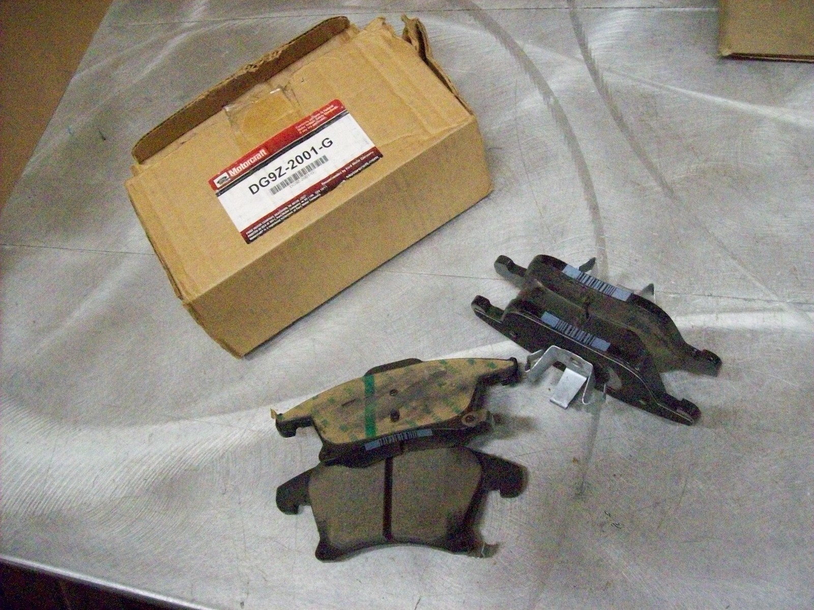 Ford OEM NOS Genuine Premium Disc Brake Pad Front Motorcraft BRF-33