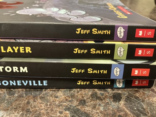 Lot Of 4 Bone Graphic Novels ~ Jeff Smith Books 1,3,4,7 ~Paperback - Picture 4 of 10