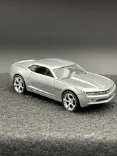 Camaro Concept Car 2006  Silver 1:64 Jada - 91196 Loose Gift