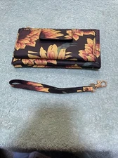 Daisy Wristlet Flower Floral Black Yellow Print Wallet New No Tags
