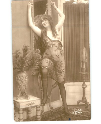 French Erotic Nude Woman Original 1920s RPPC Silver Print Photo - 第 1/2 張圖片