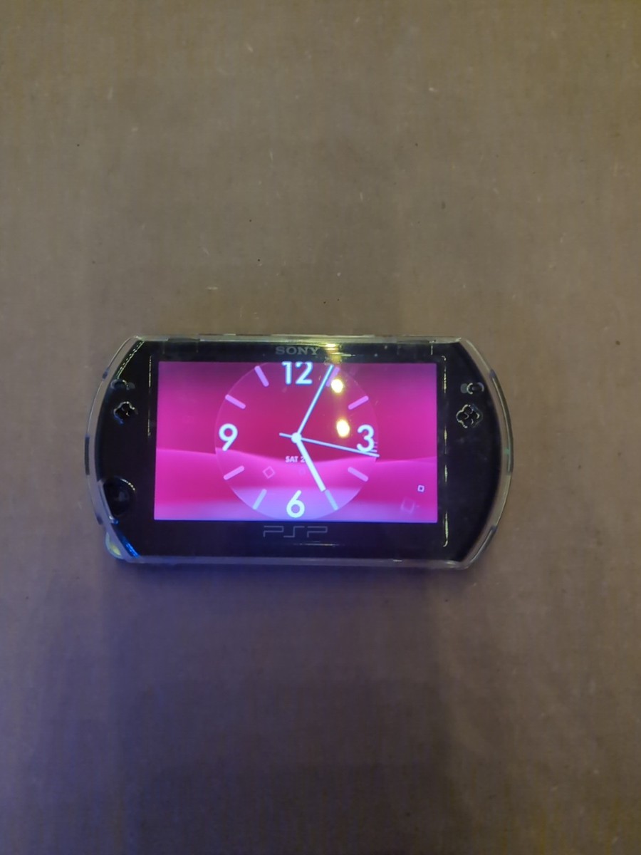 Sony PlayStation Portable Go 16GB Piano Black Handheld