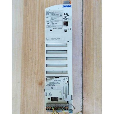 one used Lenze D-31855 8200 0.55KW EDK82EV222 D4    *pt