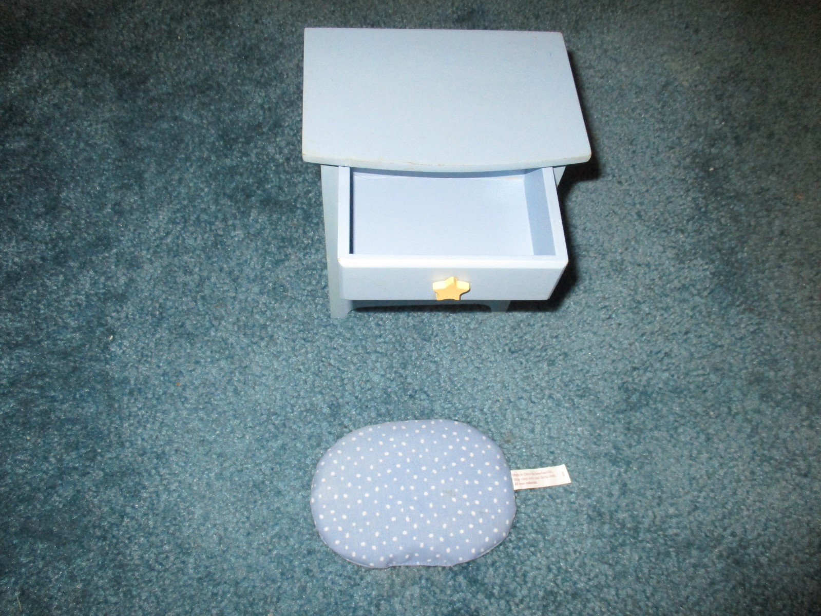 American Girl Doll Lot Furniture & Cushion