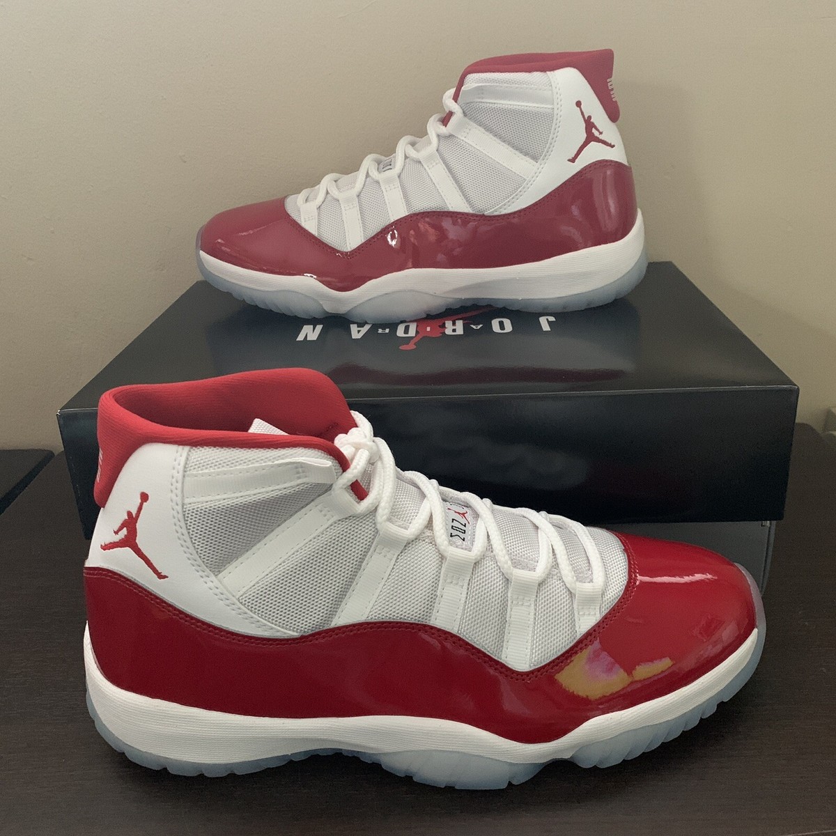 エアジョーダン 11 レトロ CT8012-116 Air Jordan 11 Retro 