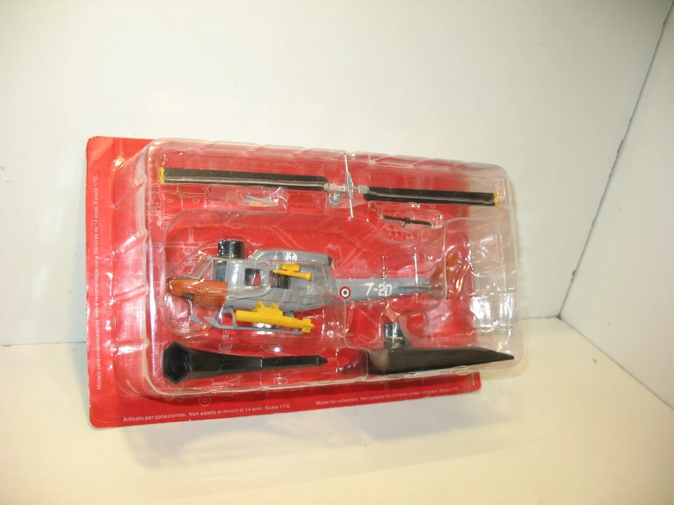 Altaya Elicottero Agusta Bell 212 Asw Militare Italia Nuovo Scatola - Immagine 3 di 4