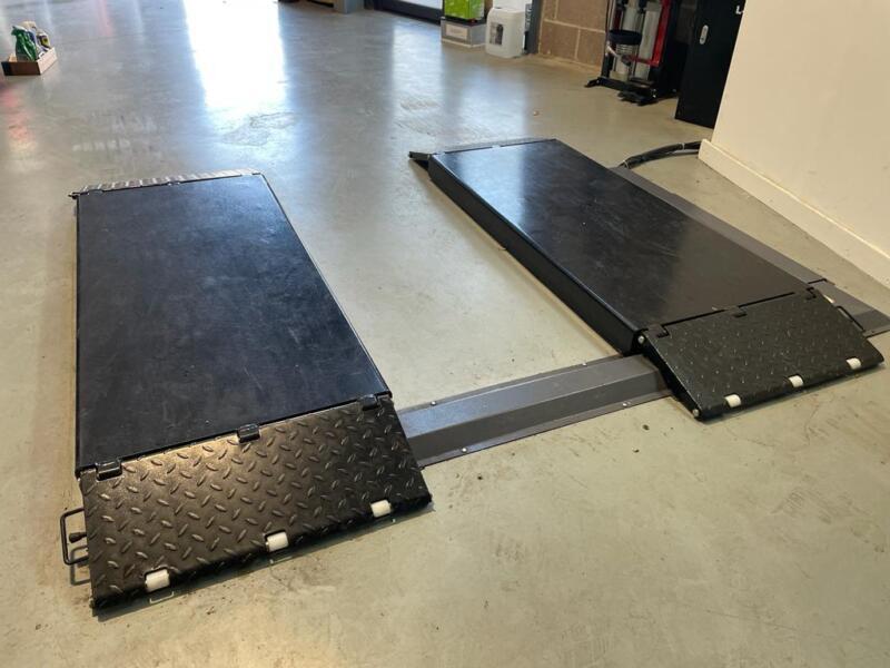 3 Tonne Full Height Car Scissor Lift, Finance Repossessed Scissor Ramp