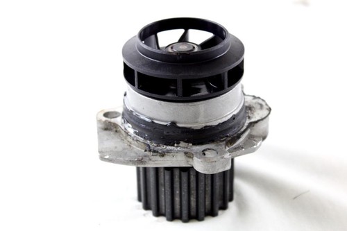 03L121011G Wasserpumpe AUDI A4 B8 Sw 2.0 D 105KW Aut 5P (2009) Ersatz Gebraucht