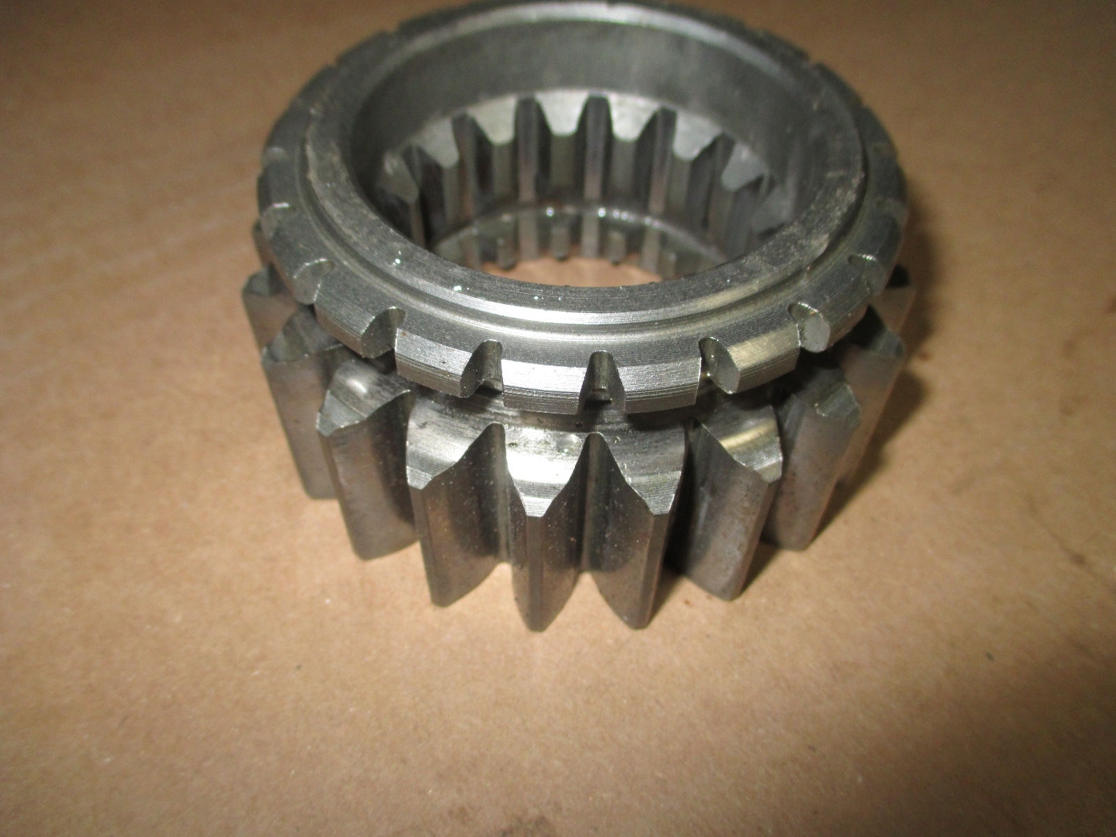 Ford 7700 Tractor Sliding Gear Shaft Coupler E0NN7106BA eBay